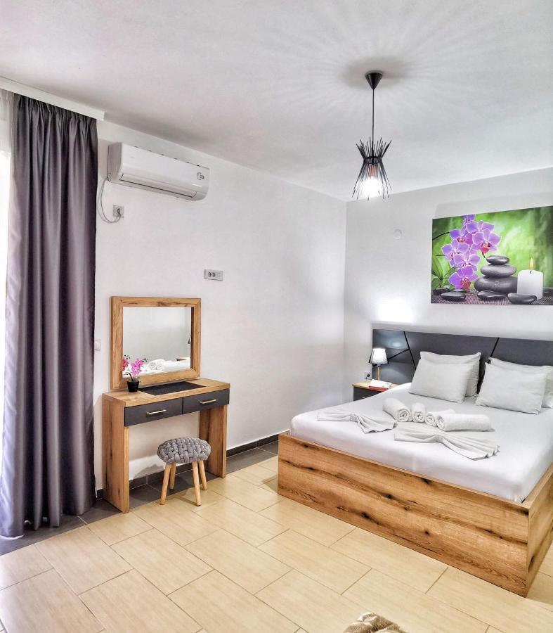 Md Apartments Ούλτσιν Δωμάτιο φωτογραφία